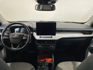 2023 Ford Maverick - image 19