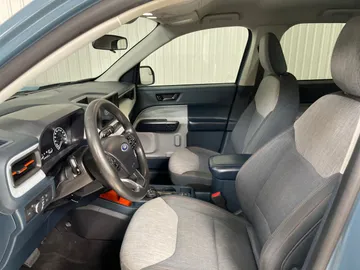 2022 Ford Maverick - image 3