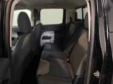 2022 Ford Maverick - image 13