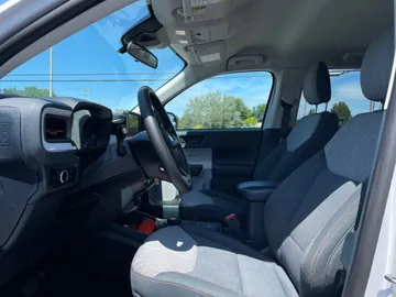 2023 Ford Maverick - image 3