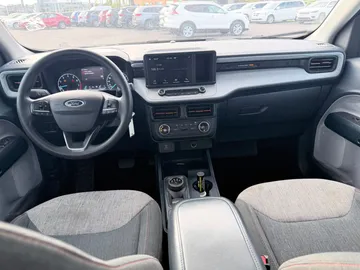 2022 Ford Maverick - image 10