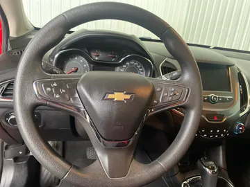 2017 Chevrolet Cruze - image 16