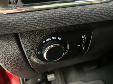 2017 Chevrolet Cruze - image 17