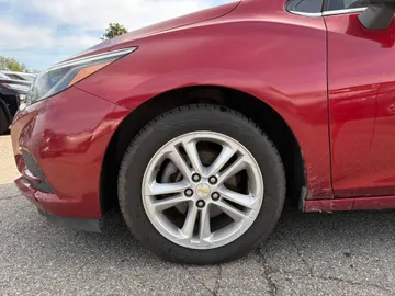 2017 Chevrolet Cruze - image 7