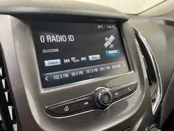 2018 Chevrolet Cruze - image 23