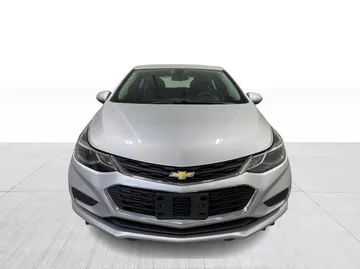 2018 Chevrolet Cruze - image 7
