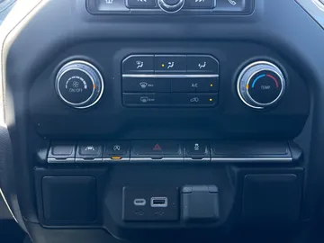 2024 Chevrolet Silverado 1500 - image 22