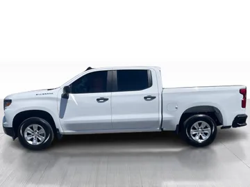 2024 Chevrolet Silverado 1500 - image 10