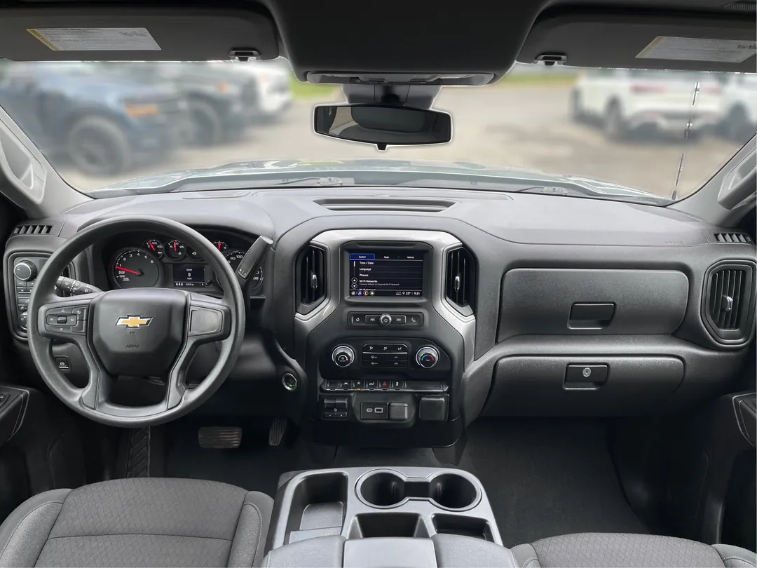 2024 Chevrolet Silverado 1500 — photo 4
