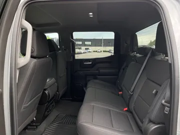2024 Chevrolet Silverado 1500 - image 15
