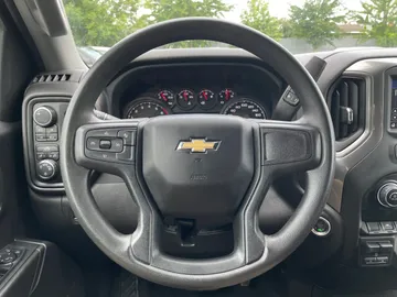 2024 Chevrolet Silverado 1500 - image 18