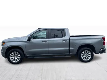 2024 Chevrolet Silverado 1500 - image 10