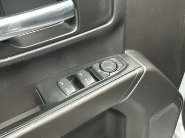 2024 Chevrolet Silverado 1500 - image 23