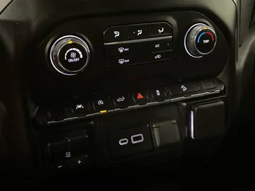 2023 Chevrolet Silverado 1500 - image 20