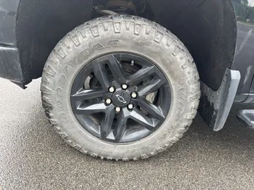 2023 Chevrolet Silverado 1500 - image 7