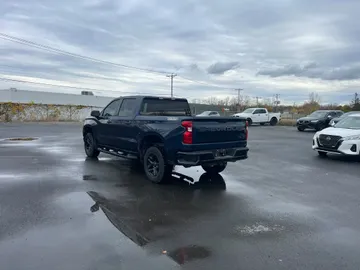 2023 Chevrolet Silverado 1500 - image 7
