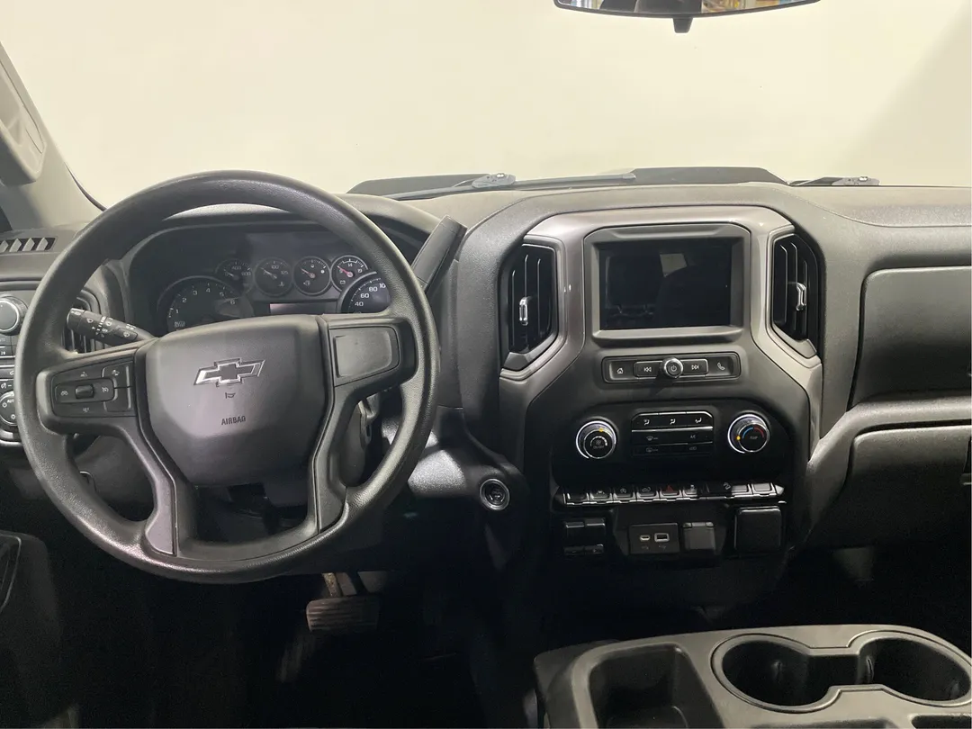 2023 Chevrolet Silverado 1500 — photo 4