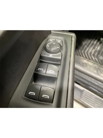 2023 Chevrolet Silverado 1500 - image 21