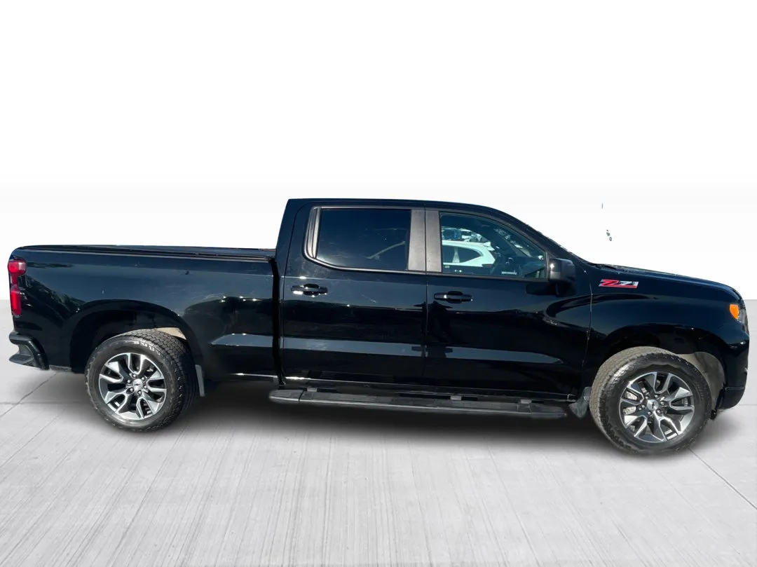 2023 Chevrolet Silverado 1500 — photo 2