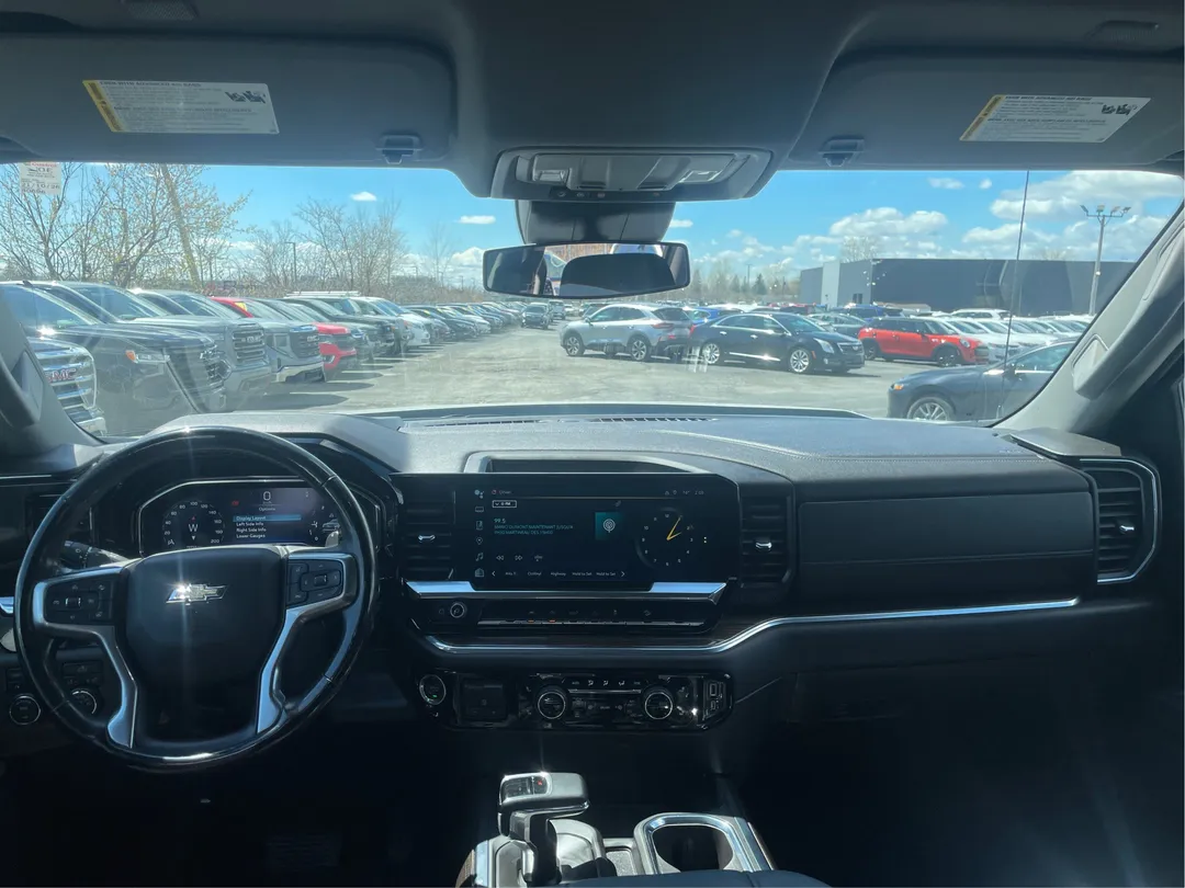 2024 Chevrolet Silverado 1500 — photo 4