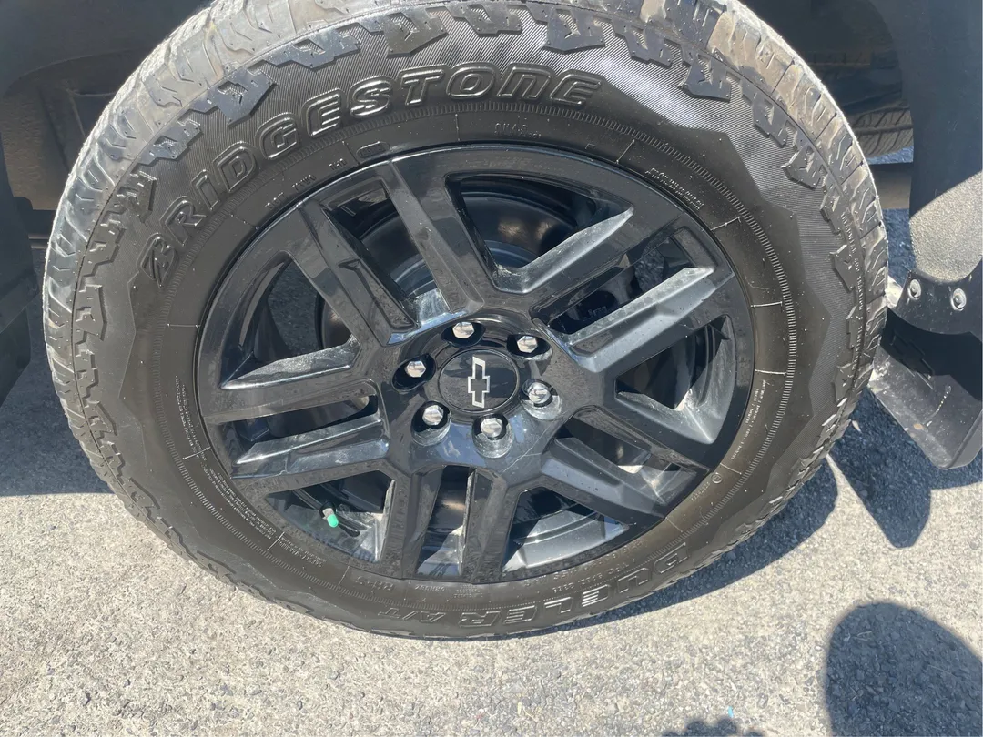 2024 Chevrolet Silverado 1500 — photo 5