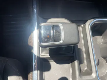2024 Chevrolet Silverado 1500 - image 29