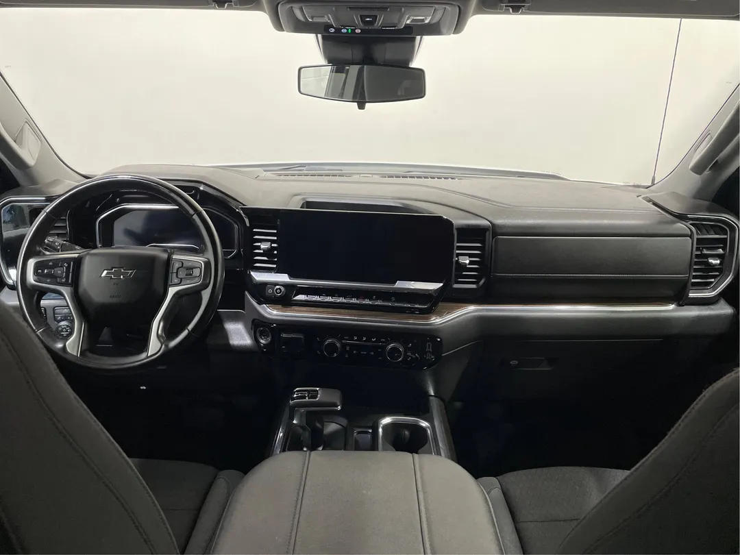 2024 Chevrolet Silverado 1500 — photo 4