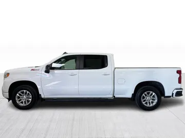 2024 Chevrolet Silverado 1500 - image 10