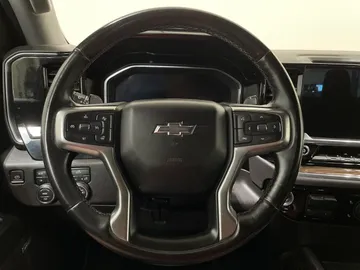 2024 Chevrolet Silverado 1500 - image 24