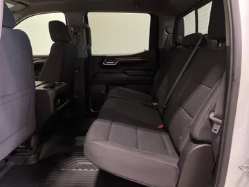 2024 Chevrolet Silverado 1500 - image 15