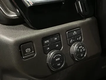 2024 Chevrolet Silverado 1500 - image 28