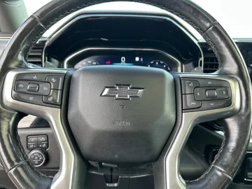 2022 Chevrolet Silverado 1500 - image 17