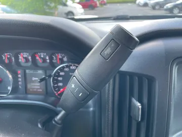 2018 Chevrolet Silverado 1500 - image 24