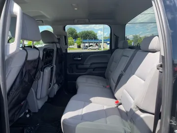 2018 Chevrolet Silverado 1500 - image 14