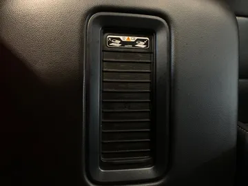 2018 Chevrolet Silverado 1500 - image 32