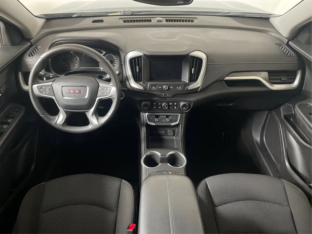 2024 GMC Terrain — photo 3