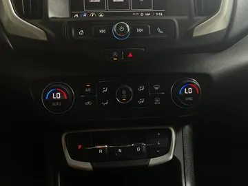 2024 GMC Terrain - image 21