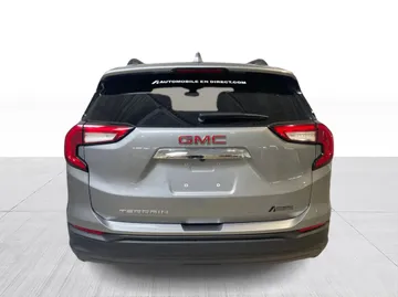 2024 GMC Terrain - image 11