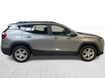 2024 GMC Terrain - image 2