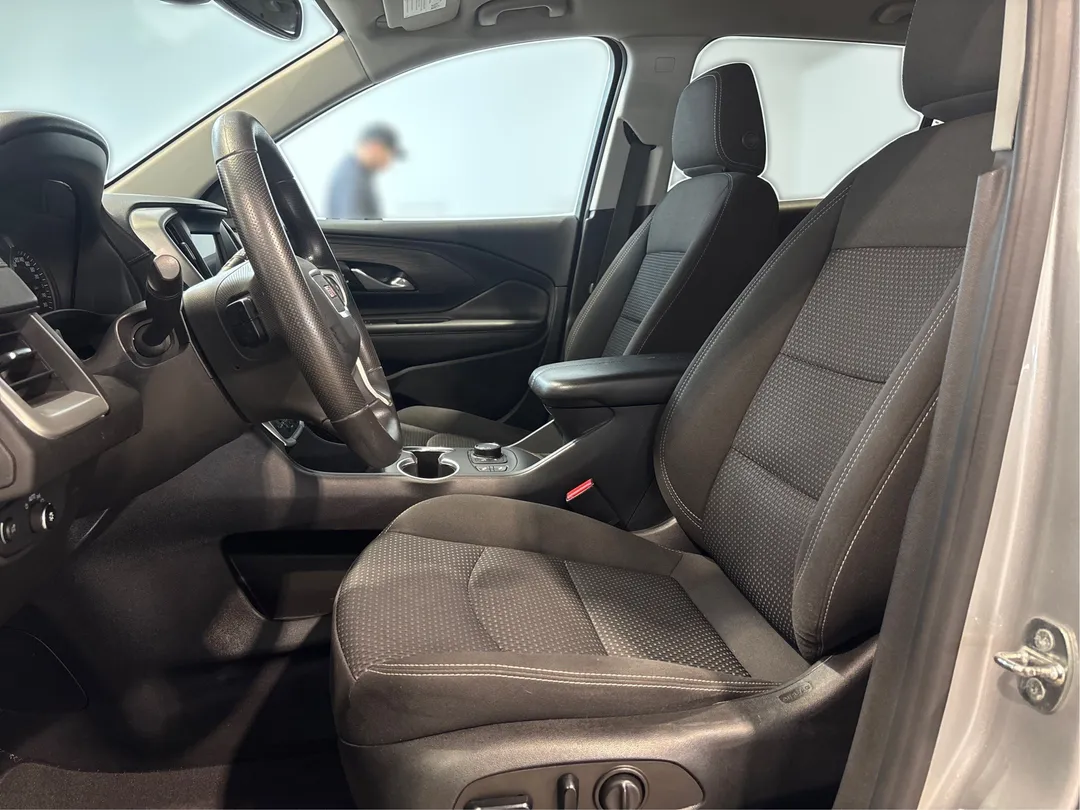 2022 GMC Terrain — photo 3