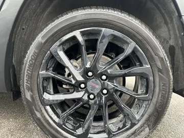 2024 GMC Terrain - image 7