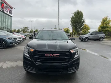 2024 GMC Terrain - image 2