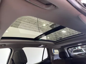 2022 GMC Terrain - image 6