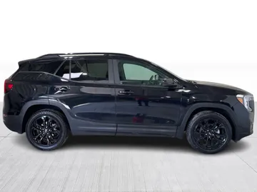 2022 GMC Terrain - image 2