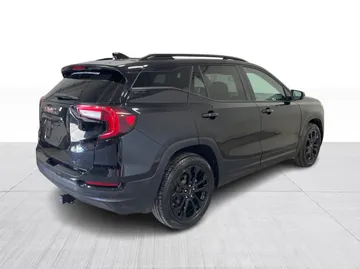 2022 GMC Terrain - image 15