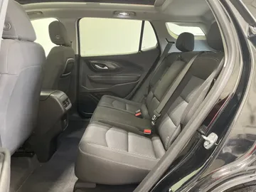 2022 GMC Terrain - image 16