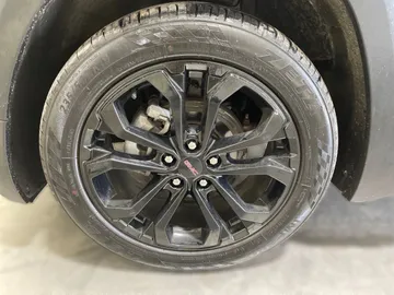 2022 GMC Terrain - image 7