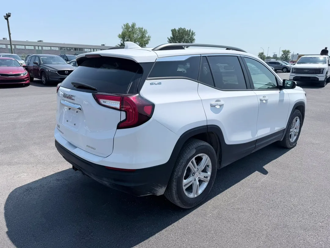 2022 GMC Terrain — photo 4