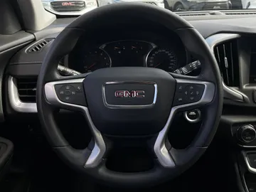 2022 GMC Terrain - image 17