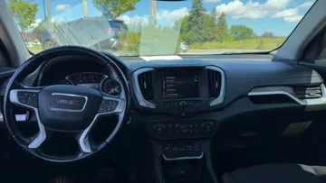 2021 GMC Terrain - image 9